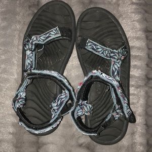 Size 6 Teva sandals